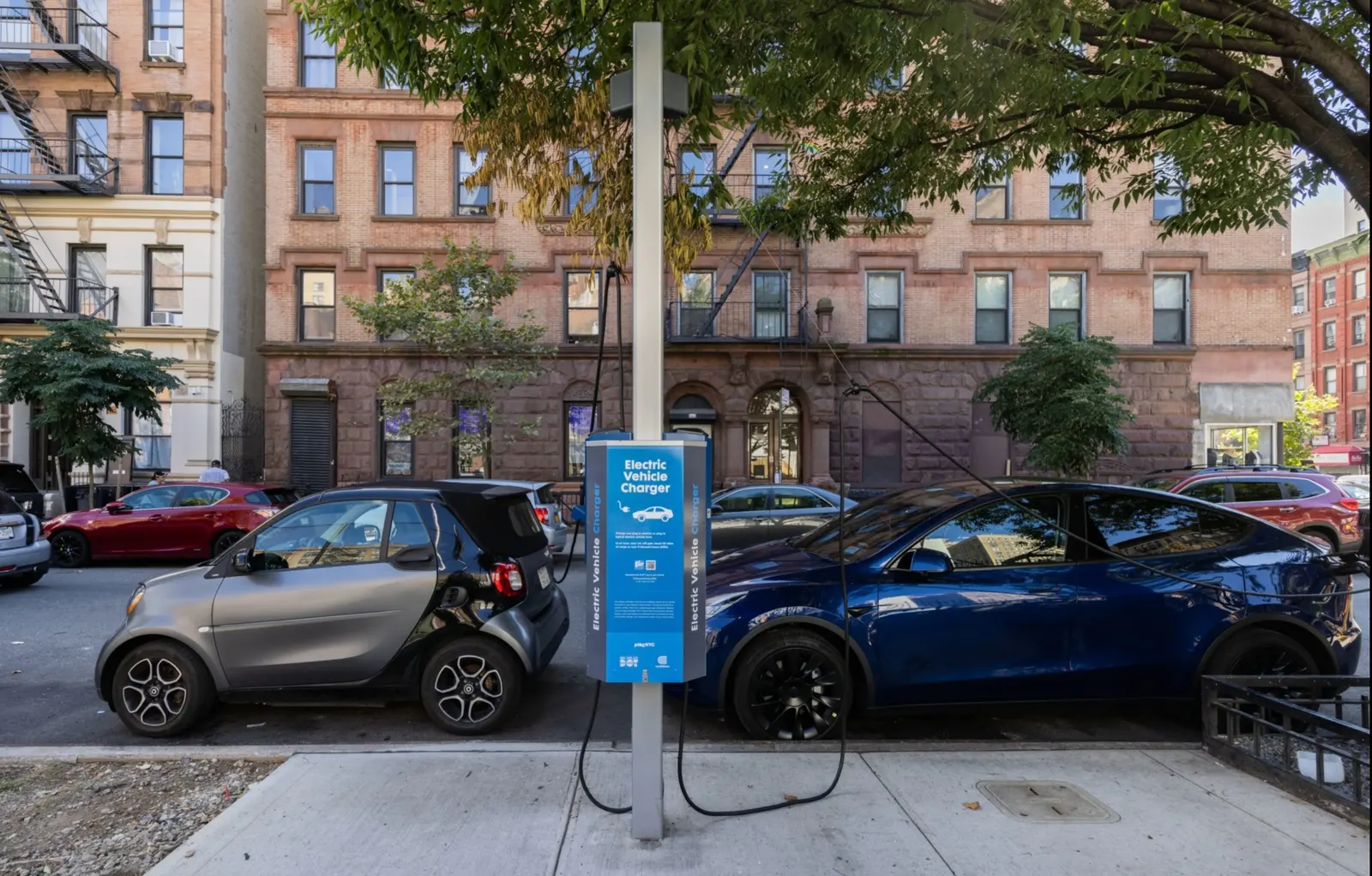 Curbside Charging in Manhattan