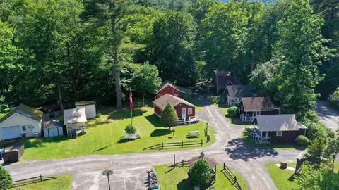 Modern RV park with Wi-Fi and dog park, top-performing RV park amenities for guest satisfaction and long-term ROI